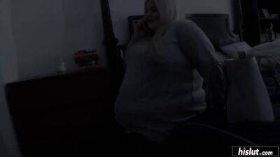 BBW Busty Brogan lifts her big belly so you can see his dick slip in! - Big tits - sunporno.com