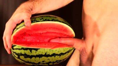 water melon cum - fucking a melon and cumming - drtuber