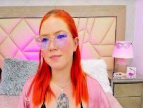 Cute Red Hair Woman Showing Her Cute Little Pussy - drtuber