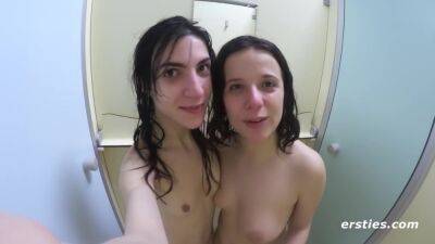 Sexy Babes Have Lesbian Fun In The Spa - upornia