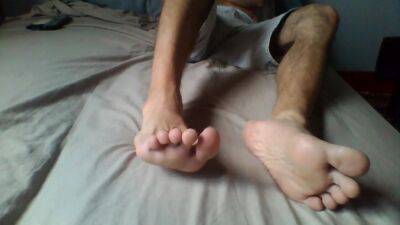 M Feet 2 - hclips