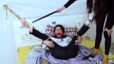 Chinese lesbian tickle and torture - drtuber - Japan - China