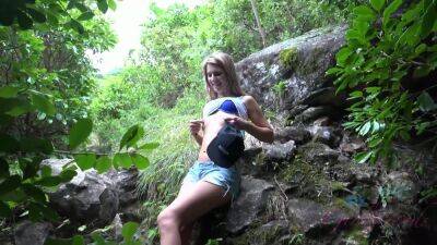 Tara Ashley - Tara Ashley - Pov In Hawaii With Amateur Babe Doggystyle Squirting - upornia