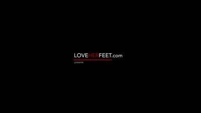 Lee - Sweet Feet 4k - Sharon Lee - hotmovs.com