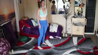 Hip Mobility Get Your Body Warmed Up And Happy Everyday Hot Yoga Pants :) - hclips