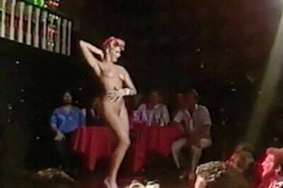 Stripper Chic - Vintage Striptease Dance - upornia - Usa