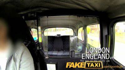 Chantelle fox's tight ass gets filled with cum in fake taxi ride - sexu.com - Britain