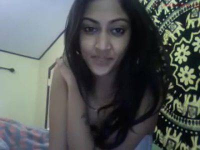 Hot Indian Girl On Her Webcam! (part 1) - upornia - India