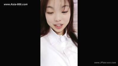 chinese teens live chat with mobile phone.1073 - hclips - China