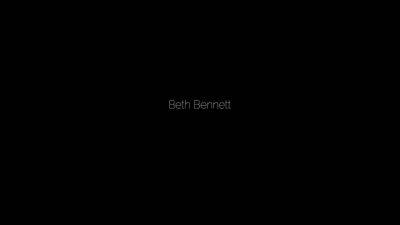 Beth Bennett In Facesitting In Tights - hotmovs.com
