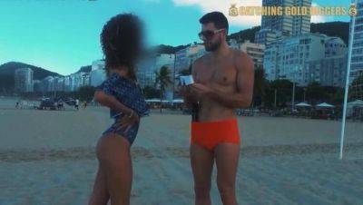 18-YEAR-OLD TEEN Has Passionate Beach Encounter & Rough Sex - porntry.com - Brazil