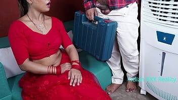 Indian XXX Cooler repair man fuck in hindi - xvideos.com - India