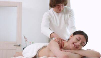 Cute girl with s***l tits enjoys perfect massage therapy - alphaporno.com
